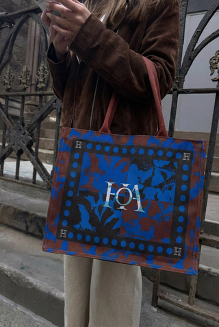 XL Canvas Tote Bag - Hibiscus Quartet (Heritage)